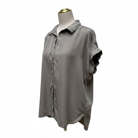 Quince Tops - Quince VTG Wash Tencel
Camp Button Down Shirt XL Olive Relaxed Boxy Minimalist